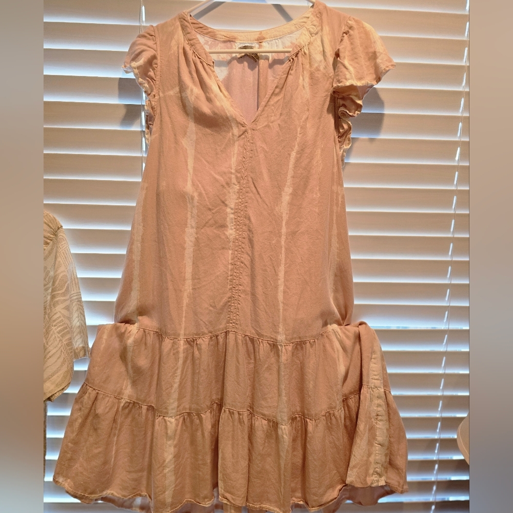 Knox Rose Light Pink Midi Dress with Ruffle Details
